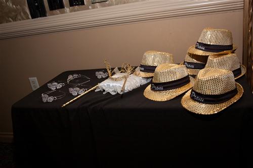Crowns 